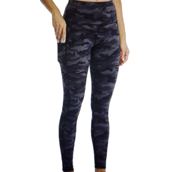 Wild fable camouflage high rise leggings - Picture 5 of 5
